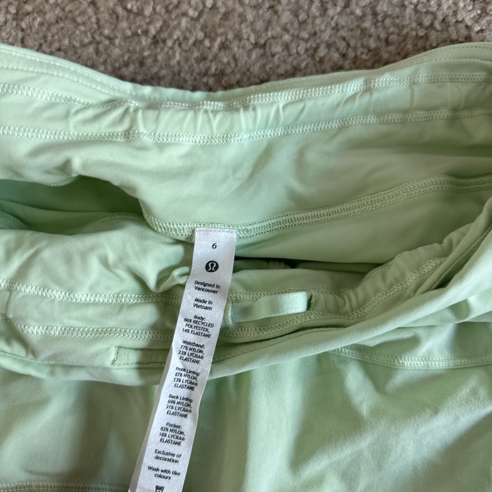 Lululemon Light Green skirt